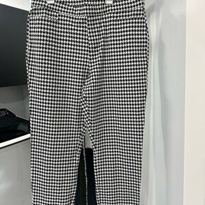 Susan Graver Black & White Houndstooth Pants